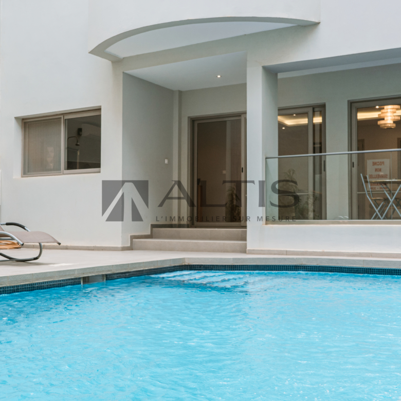 Piscine-Altis